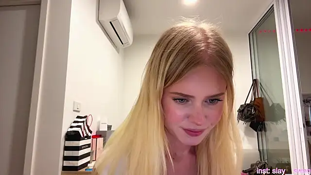 Snapshot of Slay_Swag chatting on 03/02/26, 10:11 Slay Swag online show from 03/02/26, 10:11