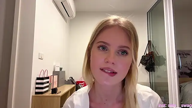 Snapshot of Slay_Swag chatting on 02/23/26, 10:16 Slay Swag online show from 02/23/26, 10:16