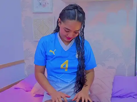 Emma Thompssonn online show from 02/27/26, 12:05