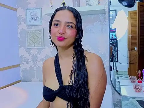 Emma Thompssonn online show from 02/06/26, 11:50