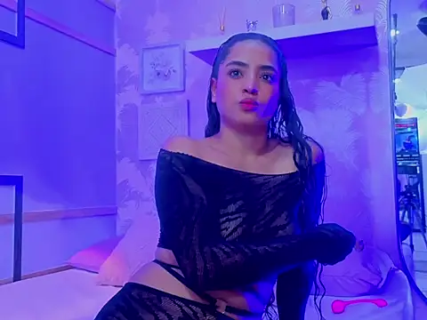 Emma Thompssonn online show from 03/07/26, 11:59