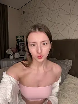 Dream Woman4U online show from 04/09/26, 03:19