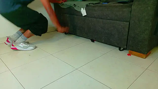 Snapshot of AndrewKenoxx_ chatting on 02/16/26, 07:34 AndrewKenoxx online show from 02/16/26, 07:34