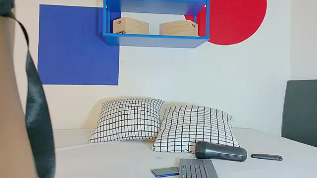 AndrewKenoxx  online show from 03/21/26, 07:40