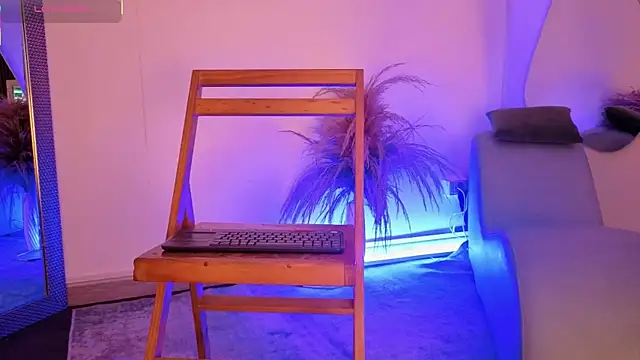 fransheskarossi online show from 03/23/26, 11:54