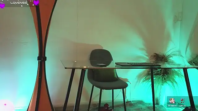 fransheskarossi online show from 04/08/26, 12:06