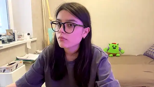 Snapshot of SaintMari chatting on 06/11/26, 02:25 SaintMari online show from 06/11/26, 02:25