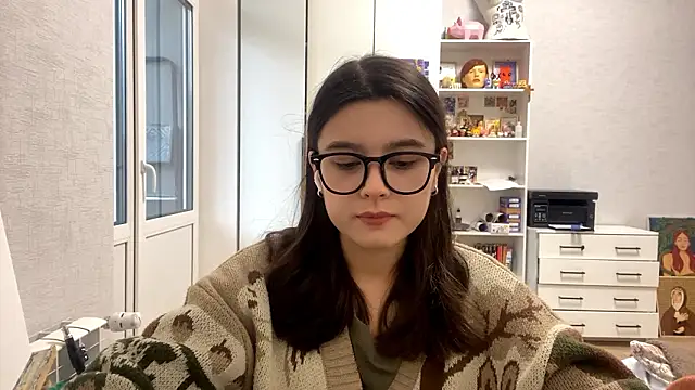 Snapshot of SaintMari chatting on 02/07/26, 12:13 SaintMari online show from 02/07/26, 12:13