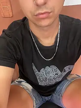 Snapshot of pupihot chatting on 01/15/26, 02:53 pupihot online show from 01/15/26, 02:53