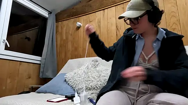 ju juliette online show from 03/12/26, 10:25