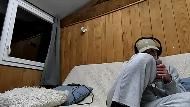 ju juliette online show from 03/16/26, 10:34