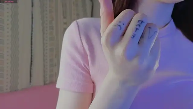 CarmaOlen online show from 04/11/26, 07:17