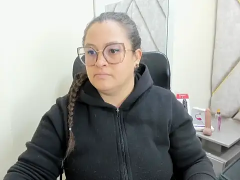 Sarah Boobs  online show from 05/10/26, 03:10