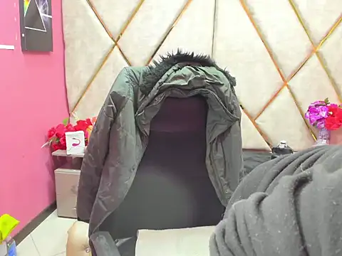 Snapshot of Sarah_Boobs_ chatting on 02/03/26, 03:04 Sarah Boobs online show from 02/03/26, 03:04