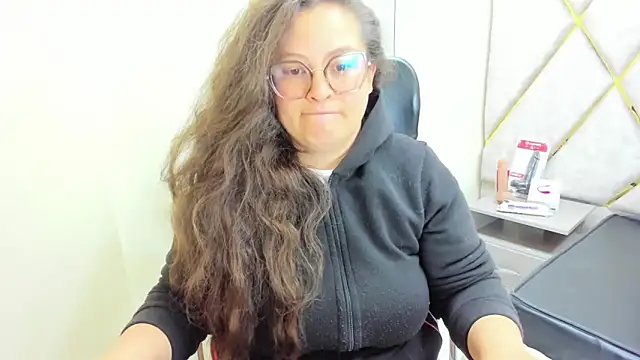 Sarah Boobs  online show from 05/16/26, 03:27