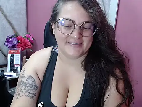 Snapshot of Sarah_Boobs_ chatting on 02/09/26, 02:53 Sarah Boobs online show from 02/09/26, 02:53