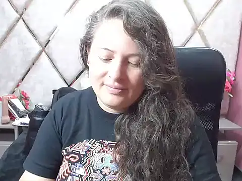 Snapshot of Sarah_Boobs_ chatting on 02/08/26, 03:15 Sarah Boobs online show from 02/08/26, 03:15