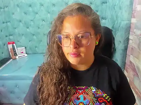 Sarah Boobs  online show from 04/15/26, 03:45