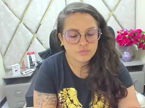 Sarah Boobs  online show from 04/24/26, 03:30