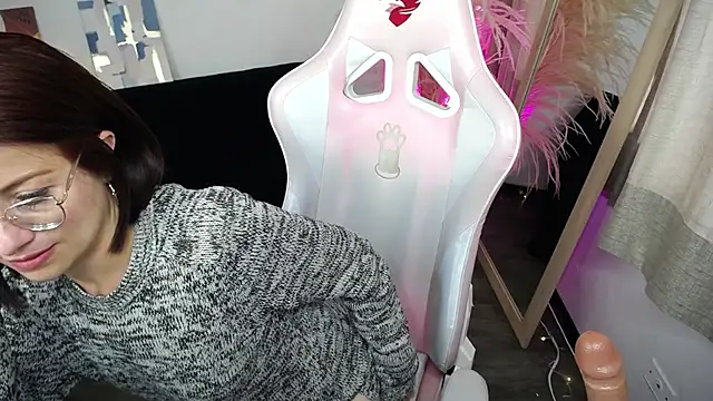 teylo80as online show from 04/15/26, 07:58