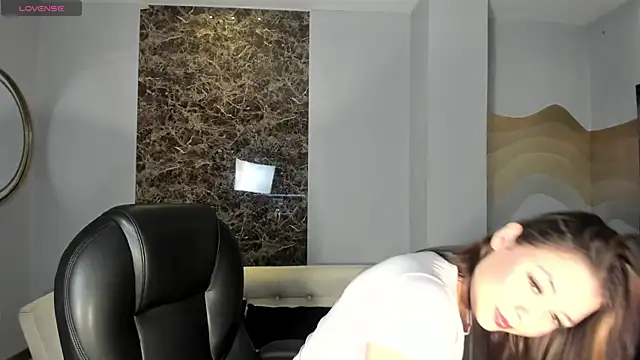 EmilyCarterX online show from 06/26/26, 11:05