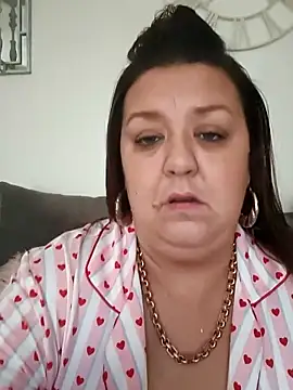 Nova-iswiserx online show from 02/21/26, 10:39