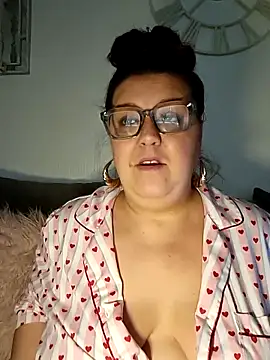 Nova-iswiserx online show from 02/25/26, 08:47