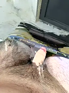 Ilyass heway online show from 02/18/26, 02:02