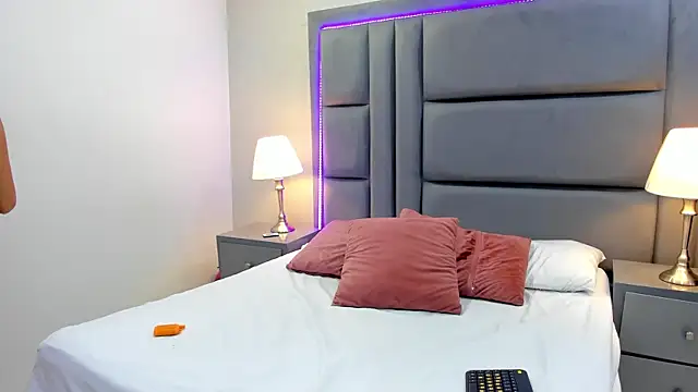 KendalFoxx online show from 05/06/26, 12:31