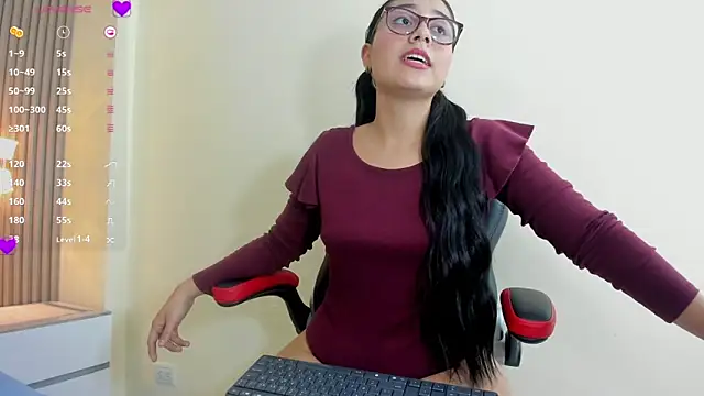 BELLA STONE3 online show from 02/26/26, 07:47