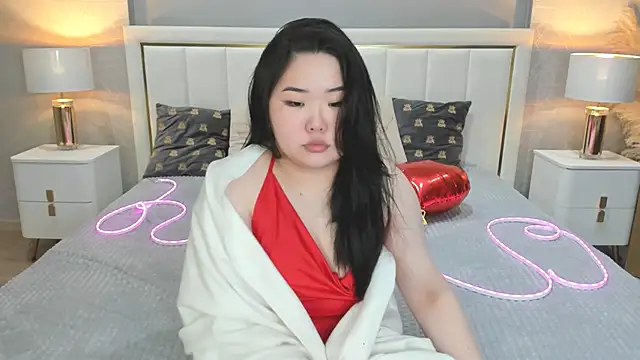 YUMI G online show from 02/14/26, 09:26