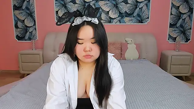 YUMI G online show from 02/27/26, 08:30