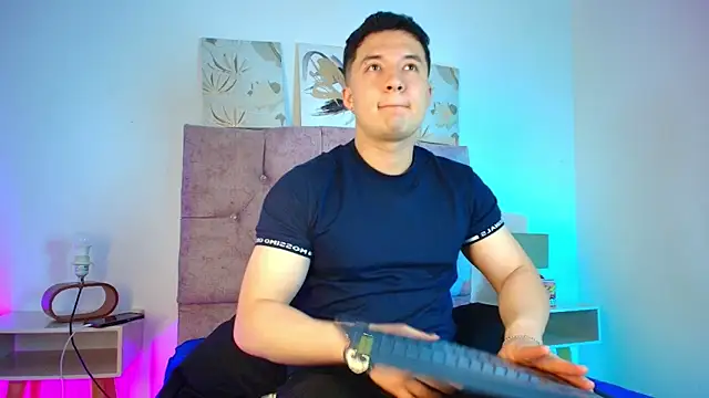 Alexander Connor online show from 03/11/26, 12:10