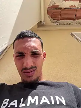 piccolo2002 online show from 04/17/26, 01:03