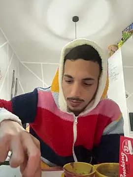 piccolo2002 online show from 03/06/26, 04:02