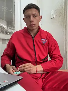 santiObrero online show from 03/18/26, 05:36