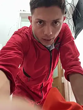 santiObrero online show from 03/24/26, 05:13