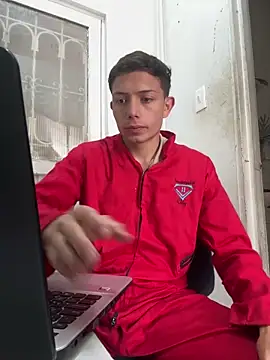 santiObrero online show from 05/04/26, 03:26