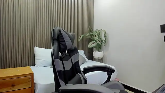 mila pinkett online show from 02/25/26, 07:14