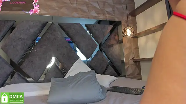 Zamahara Rodriguez online show from 03/25/26, 08:52