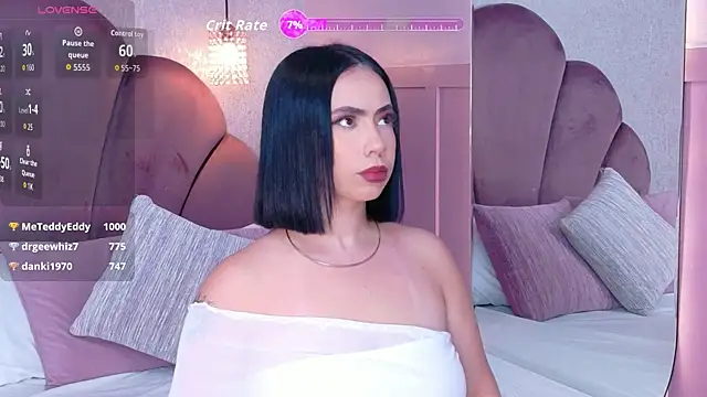 Snapshot of Sienna-Gold chatting on 05/28/26, 04:24 Sienna-Gold online show from 05/28/26, 04:24