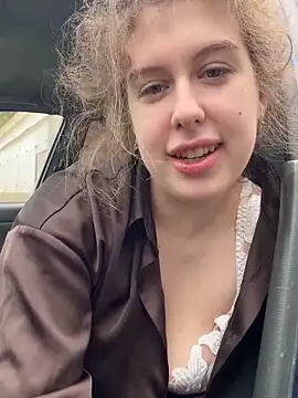 LilianBliss online show from 05/09/26, 11:46