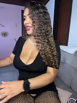TianaRios Pink online show from 05/22/26, 06:06