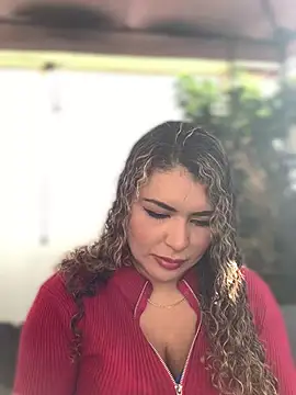 TianaRios Pink online show from 01/19/26, 01:37