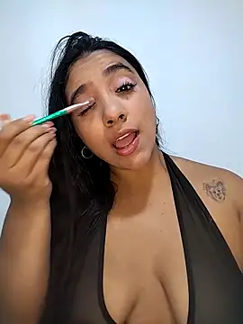 Eva Ferrari online show from 05/06/26, 04:44