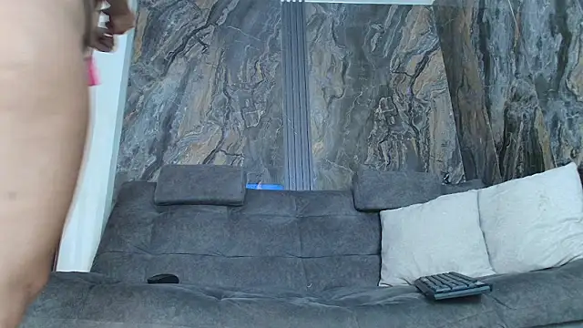 Adynrousse online show from 03/10/26, 01:26