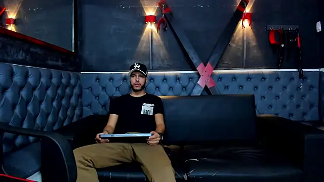 Snapshot of Angel_Villareal chatting on 02/06/26, 04:52 Angel Villareal online show from 02/06/26, 04:52