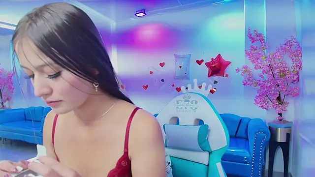 Snapshot of Zoe_swan chatting on 02/25/26, 11:32 Zoe swan online show from 02/25/26, 11:32