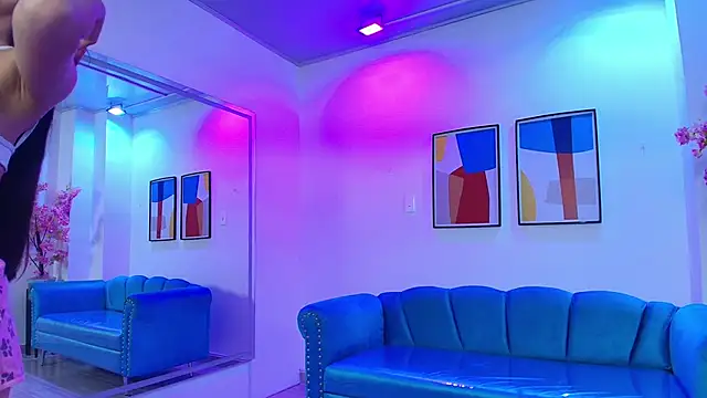 Zoe swan online show from 03/03/26, 11:28