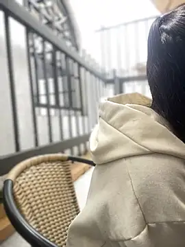 AuroraJohns Pink online show from 02/01/26, 05:33